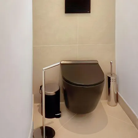 Amazing Refurbished Flat In V Apartment Paris