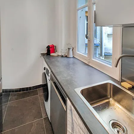 Amazing Refurbished Flat In V Paris