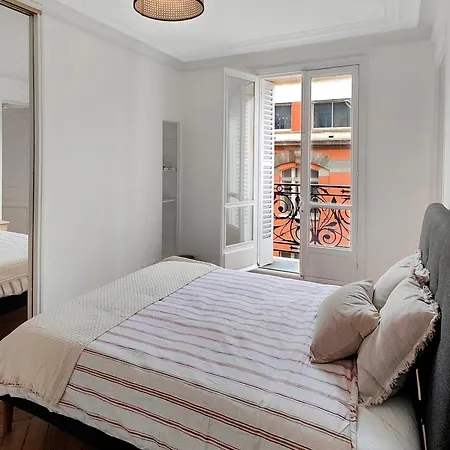 Amazing Refurbished Flat In V 公寓