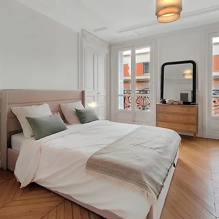 Amazing Refurbished Flat In V 巴黎