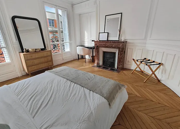 Amazing Refurbished Flat In V