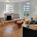 Amazing Refurbished Flat In V