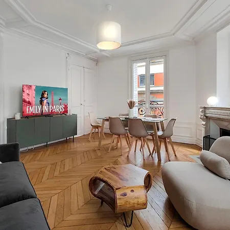 דירה Amazing Refurbished Flat In V פריז